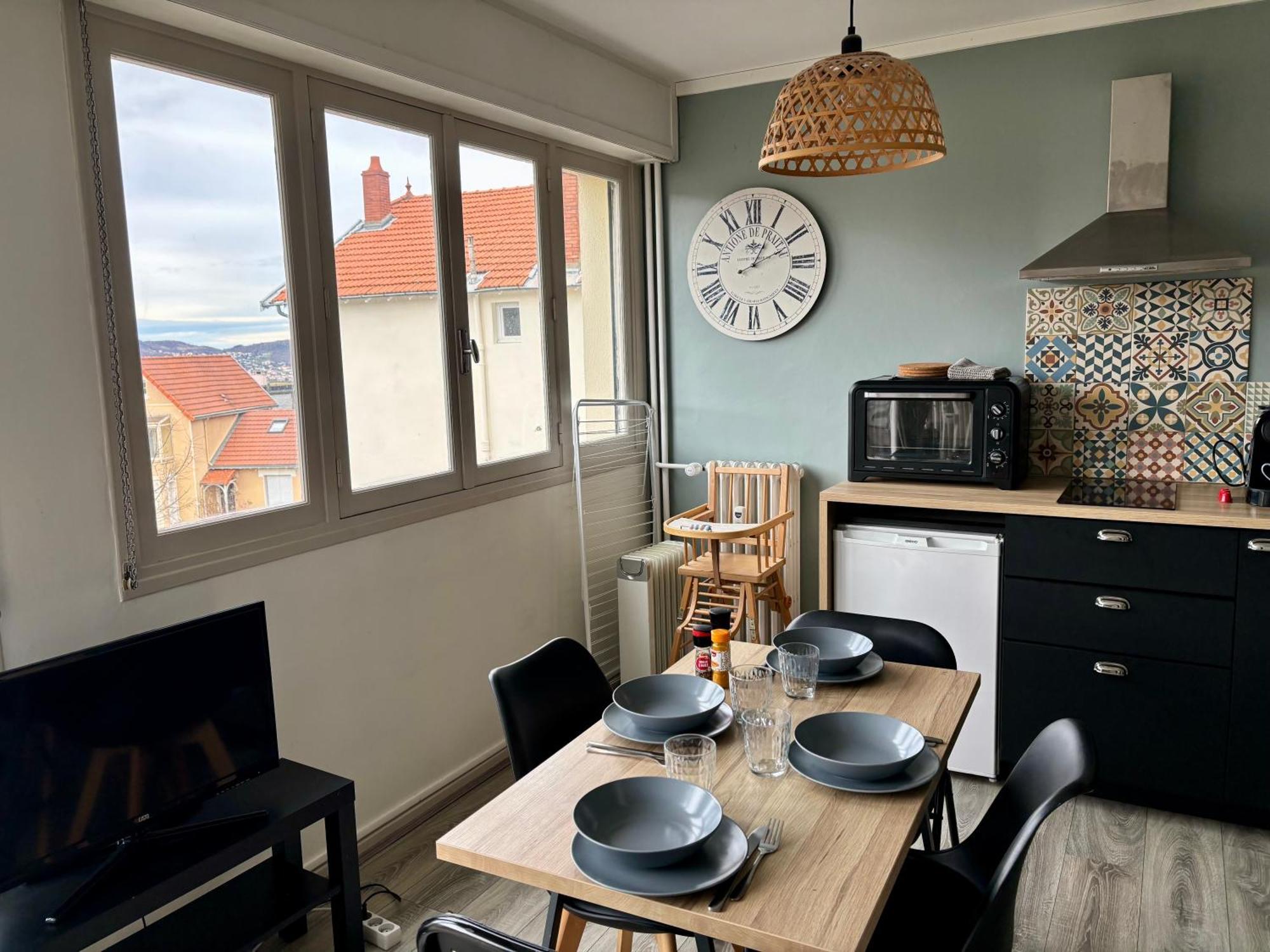 Belle Vue A 500m Des Thermes - Climatise Apartment *